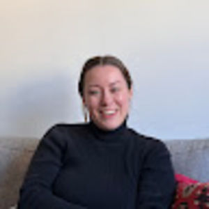 Meet your Posher, Olivia